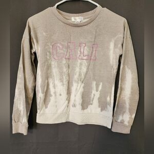 White Fawn Cali Sweatshirt, Girl's size Medium Gray and White California Sweatsh